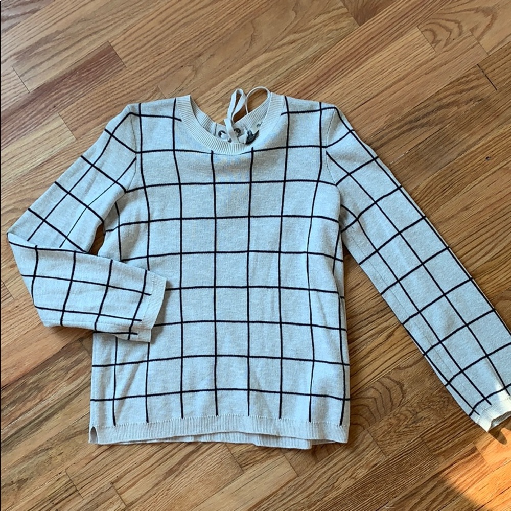 XS Madewell Sweater w/bell sleeves grey/black